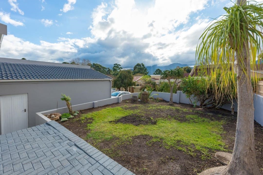 3 Bedroom Property for Sale in Heather Park Western Cape